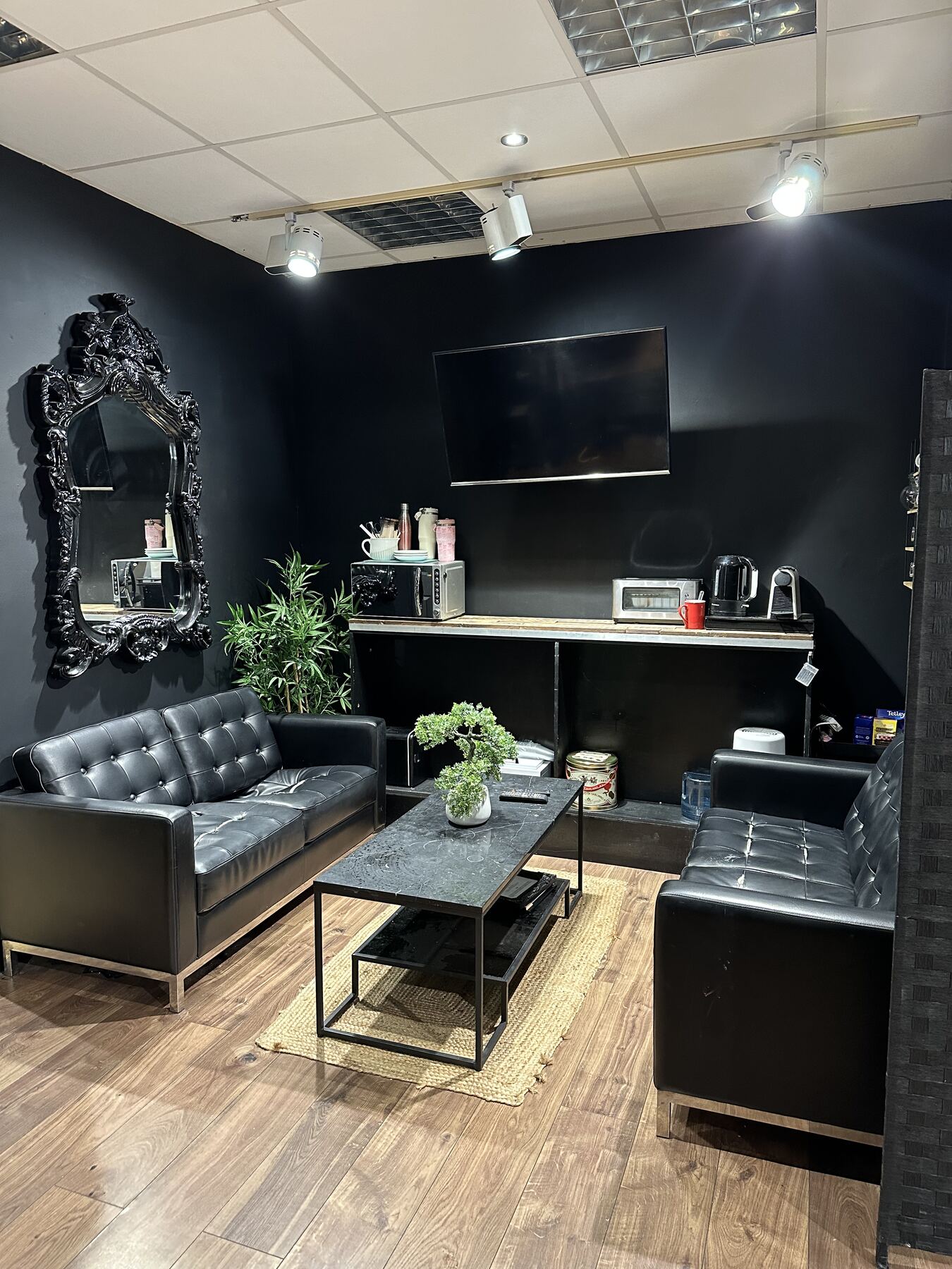 S-Line Studios lounge with vintage mirror, Swindon